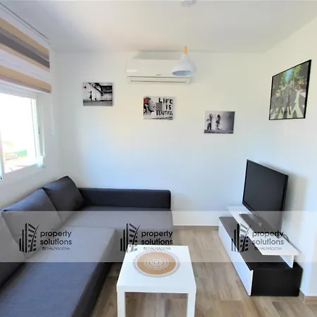735 Apartamento - Vista Al Mar - Playa A 300 Metros. * Benalmadena