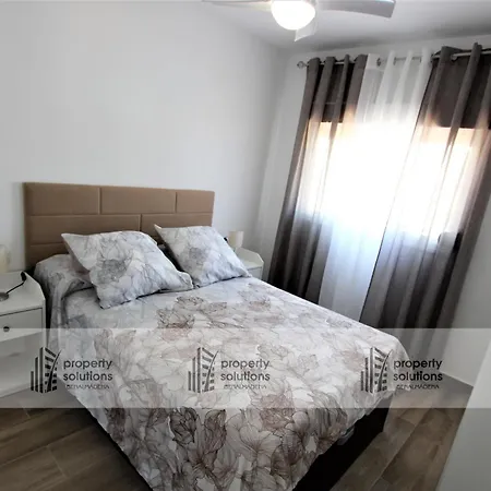 735 Apartamento - Vista Al Mar - Playa A 300 Metros. *